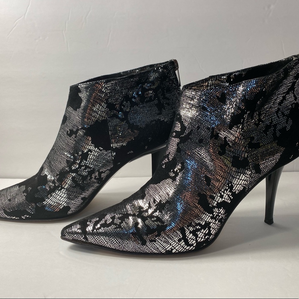 Jimmy Choo printed embossed suede ankle boots Booties black silver 40.5 10